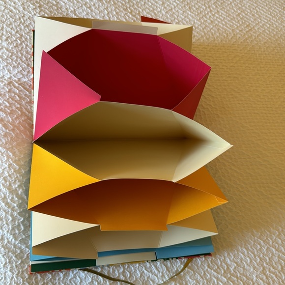 Floral Expandable File - Picture 2 of 3